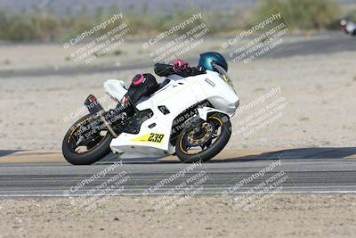 media/Nov-16-2025-Race Pace (Sun) [[8c5fa54630]]/Verified Riders/7-Turn 4 (1155am)/